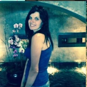 Meet your Posher, Courtney